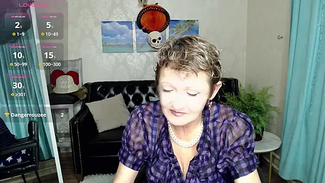 Snapshot of SexyGrandma_ chatting on 10/20/25, 05:13 SexyGrandma  online show from 10/20/25, 05:13