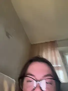 DearAlise online show from 12/19/25, 11:28