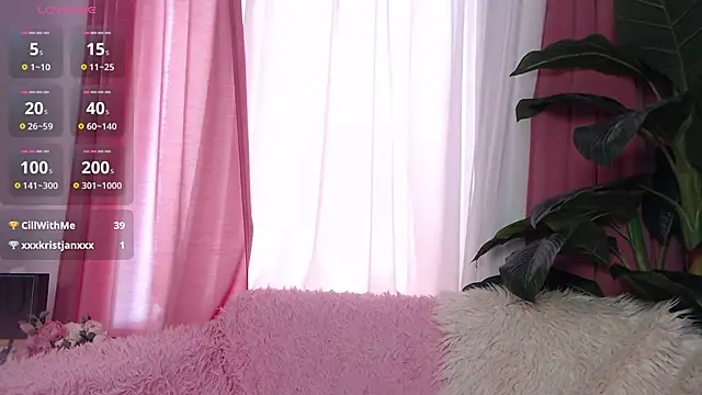 Snapshot of Holygirl_ chatting on 02/02/25, 05:42 Holygirl online show from 02/02/25, 05:42