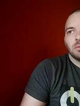 Snapshot of Milankure111 chatting on 02/06/25, 04:53 Milankure111 online show from 02/06/25, 04:53