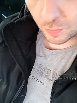 Snapshot of Milankure111 chatting on 02/10/25, 04:14 Milankure111 online show from 02/10/25, 04:14