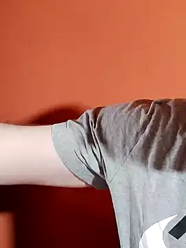 Snapshot of Milankure111 chatting on 02/13/25, 07:35 Milankure111 online show from 02/13/25, 07:35