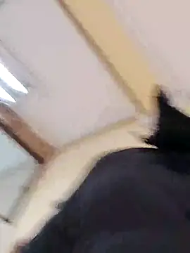 Snapshot of Milankure111 chatting on 02/26/25, 09:42 Milankure111 online show from 02/26/25, 09:42