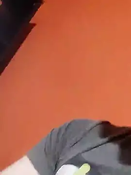 Snapshot of Milankure111 chatting on 03/02/25, 02:54 Milankure111 online show from 03/02/25, 02:54