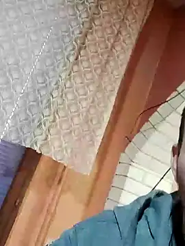 Snapshot of Milankure111 chatting on 03/03/25, 11:44 Milankure111 online show from 03/03/25, 11:44