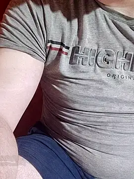 Snapshot of Milankure111 chatting on 03/04/25, 06:50 Milankure111 online show from 03/04/25, 06:50