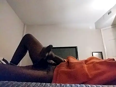 Snapshot of Nutt88 chatting on 10/15/25, 09:31 Nutt88 online show from 10/15/25, 09:31