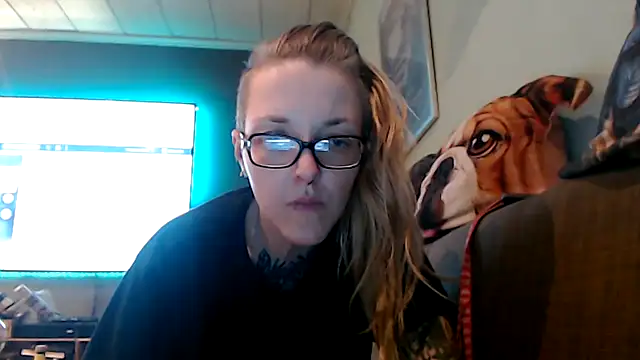 Snapshot of Astrid-Gilbert chatting on 01/25/25, 06:57 Astrid-Gilbert online show from 01/25/25, 06:57