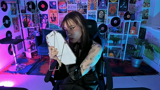 Snapshot of MisaPage chatting on 02/26/25, 06:11 MisaPage online show from 02/26/25, 06:11