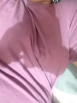 Snapshot of rabhyakumari chatting on 02/12/25, 06:40 rabhyakumari online show from 02/12/25, 06:40