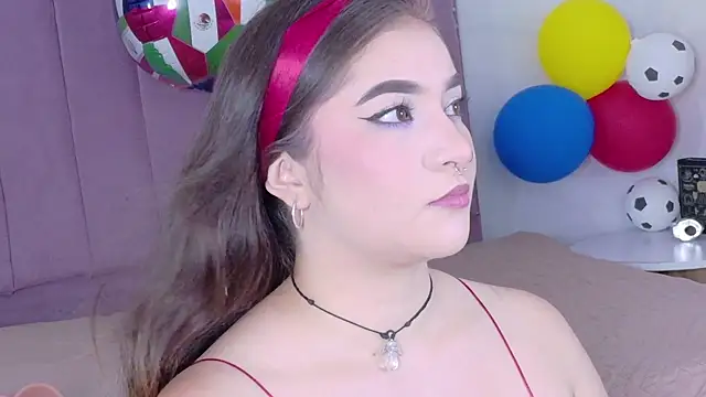 Snapshot of Shanntal_ chatting on 06/24/26, 07:35 Shanntal online show from 06/24/26, 07:35