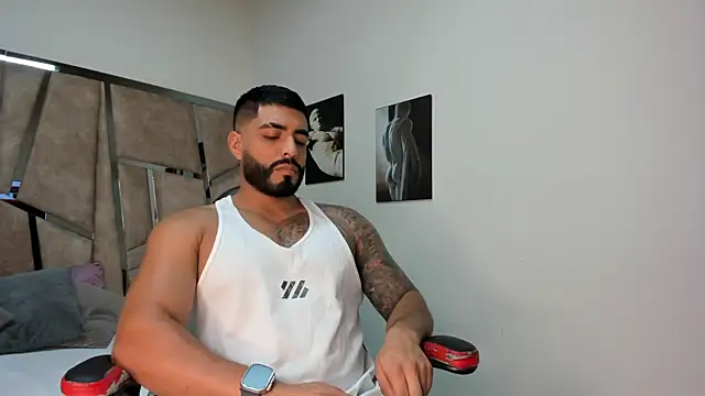 LeandroRusso online show from 02/06/25, 07:51