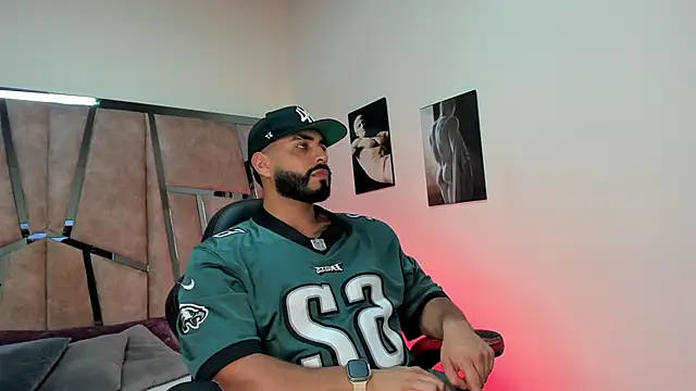 LeandroRusso online show from 02/20/25, 07:52