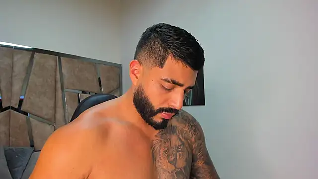 LeandroRusso online show from 02/25/25, 11:00