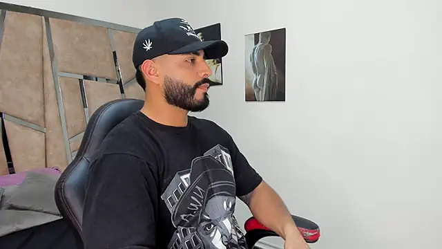 LeandroRusso online show from 02/26/25, 08:44