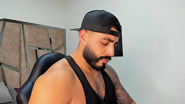 LeandroRusso online show from 03/02/25, 09:01