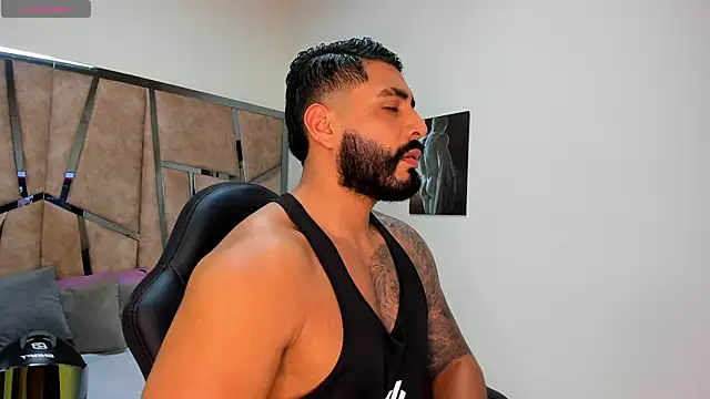 LeandroRusso online show from 03/18/25, 08:48