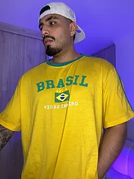 LeandroRusso online show from 09/09/25, 02:44