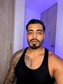 LeandroRusso online show from 11/08/25, 02:12