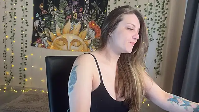 SweetyKatherine online show from 10/18/25, 06:37