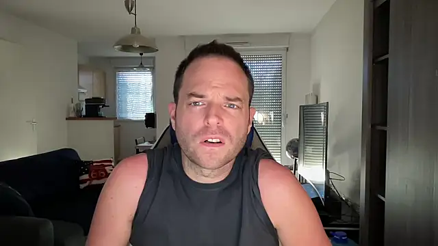 Funnyjul31 online show from 02/01/25, 02:34