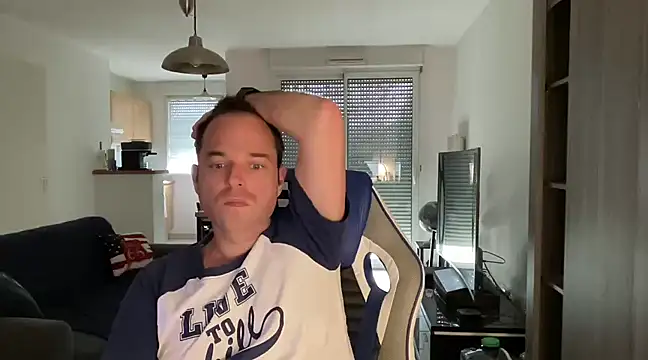 Funnyjul31 online show from 02/10/25, 02:26