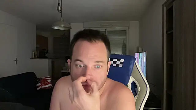 Funnyjul31 online show from 02/13/25, 07:10