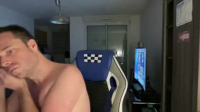 Funnyjul31 online show from 03/12/25, 07:28