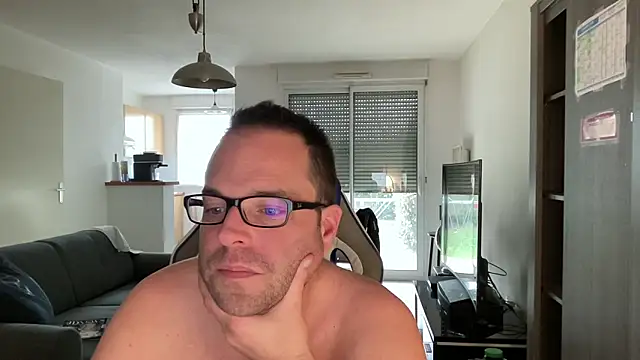 Funnyjul31 online show from 03/13/25, 04:56