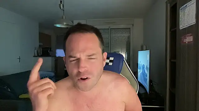 Funnyjul31 online show from 03/16/25, 06:23