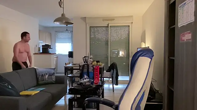 Funnyjul31 online show from 03/17/25, 06:00