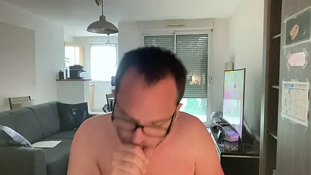 Funnyjul31 online show from 04/27/26, 05:22
