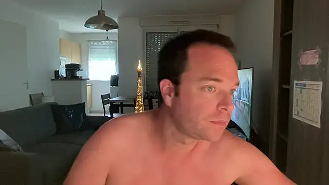 Funnyjul31 online show from 05/10/26, 04:45
