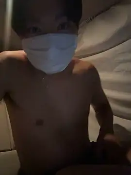 Snapshot of RUKI042 chatting on 09/09/25, 01:10 RUKI042 online show from 09/09/25, 01:10