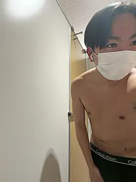 Snapshot of RUKI042 chatting on 04/10/26, 08:30 RUKI042 online show from 04/10/26, 08:30