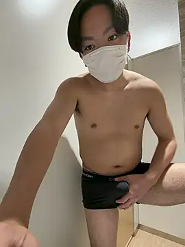 Snapshot of RUKI042 chatting on 04/14/26, 08:53 RUKI042 online show from 04/14/26, 08:53