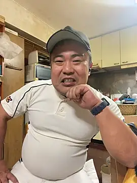 Snapshot of basemmy chatting on 02/02/25, 12:35 basemmy online show from 02/02/25, 12:35