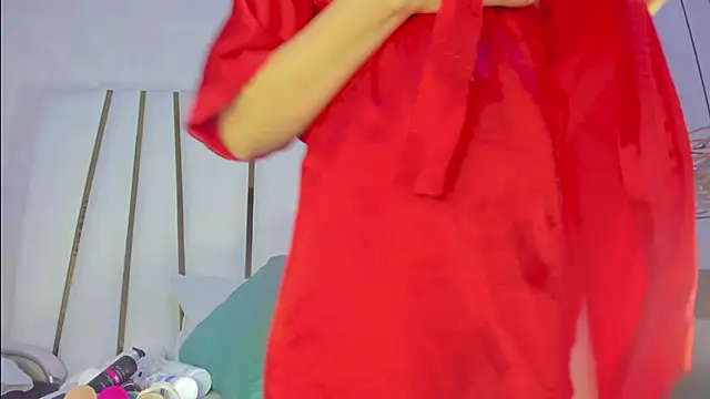 violet gray  online show from 10/31/25, 10:05