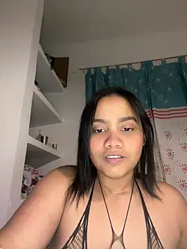 Snapshot of my_cam chatting on 01/31/25, 03:30 my cam online show from 01/31/25, 03:30