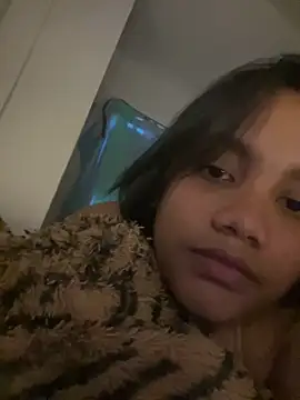 Snapshot of my_cam chatting on 03/16/25, 09:37 my cam online show from 03/16/25, 09:37