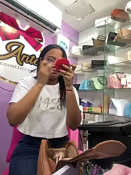 Snapshot of my_cam chatting on 03/31/26, 04:29 my cam online show from 03/31/26, 04:29