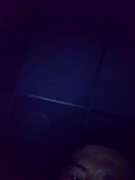 Snapshot of RobledoXXX94 chatting on 04/26/26, 11:41 RobledoXXX94 online show from 04/26/26, 11:41