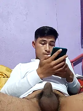 EduardoEspinoza12 online show from 10/22/25, 03:23