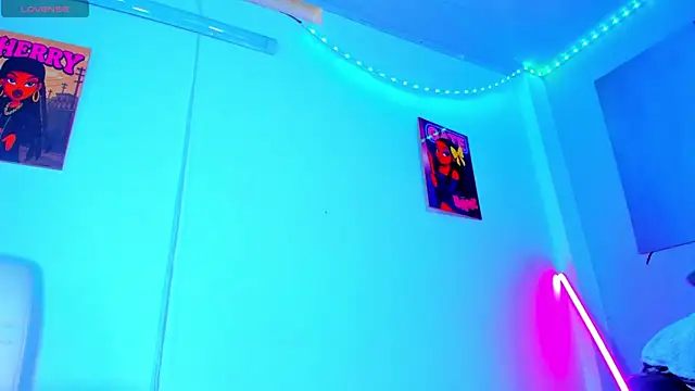 Snapshot of Cherry_splash chatting on 03/23/26, 07:40 Cherry splash online show from 03/23/26, 07:40