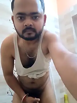 Snapshot of guavam65 chatting on 02/14/26, 12:07 guavam65 online show from 02/14/26, 12:07