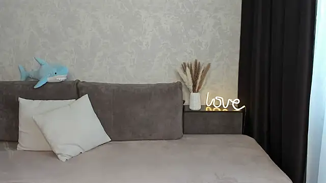 Snapshot of MelisaHart chatting on 02/19/25, 09:06 MelisaHart online show from 02/19/25, 09:06