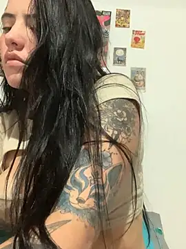 Snapshot of Alejandra_md chatting on 01/28/25, 06:49 Alejandra md online show from 01/28/25, 06:49