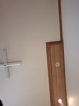 Tyyyggjju online show from 11/27/25, 08:16