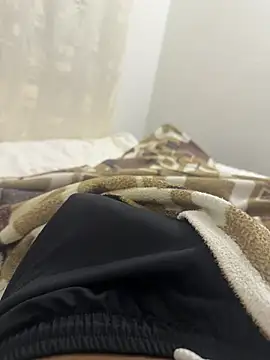 Snapshot of jhonnes_ chatting on 02/24/25, 04:16 jhonnes online show from 02/24/25, 04:16