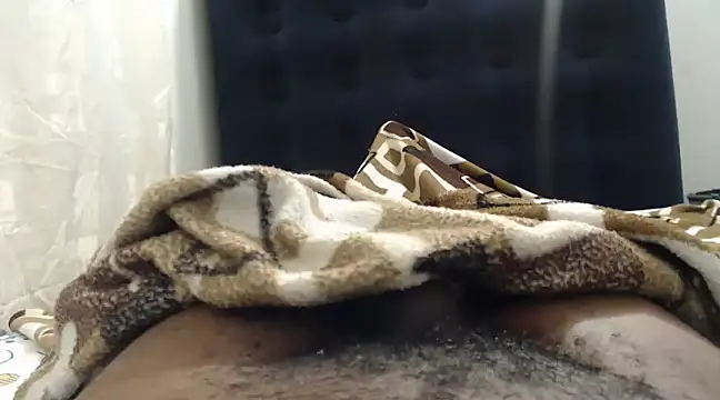 Snapshot of jhonnes_ chatting on 03/11/25, 04:21 jhonnes online show from 03/11/25, 04:21